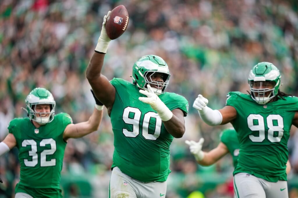 Jordan Davis is Proving He Deserves an Eagles Extension